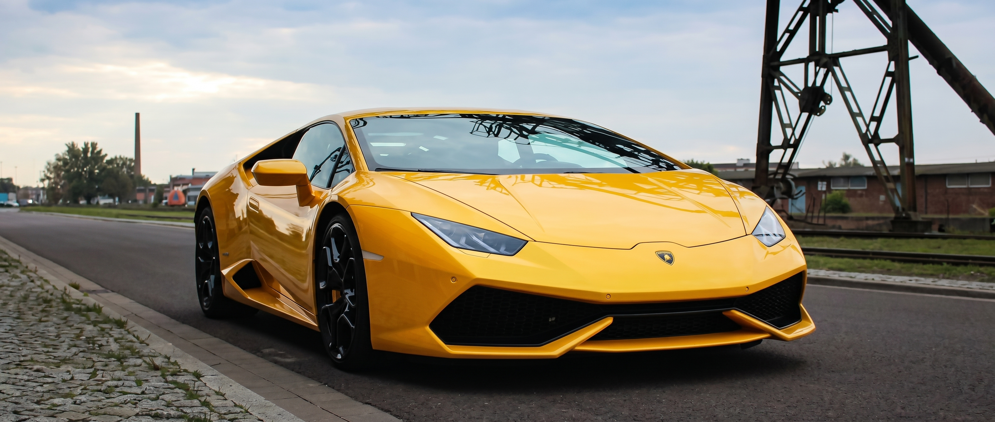 Lamborghini Halts Middle East Operations Amid Conflict